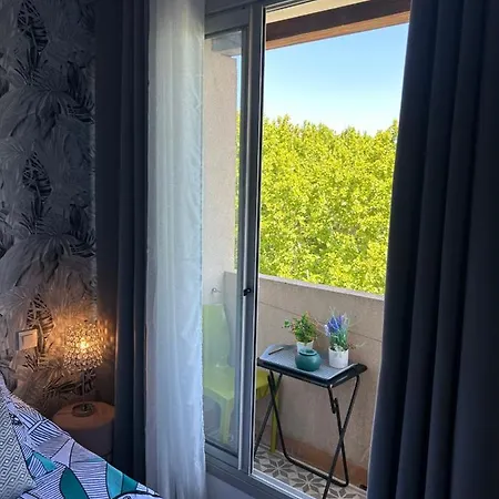 Le Monica לינה וארוחת בוקר נרבון