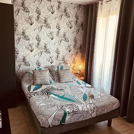 Le Monica לינה וארוחת בוקר